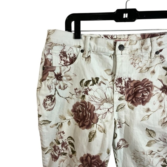 Johnny Was The Cropped Boyfriend Jeans in Rose Nwt - Picture 16 of 16